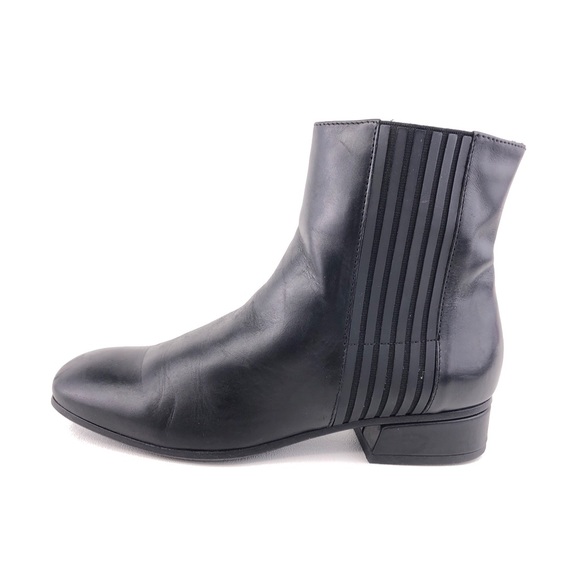 Aquatalia Luna Black Leather Zip Ankle Boots 6.5 - Picture 1 of 14